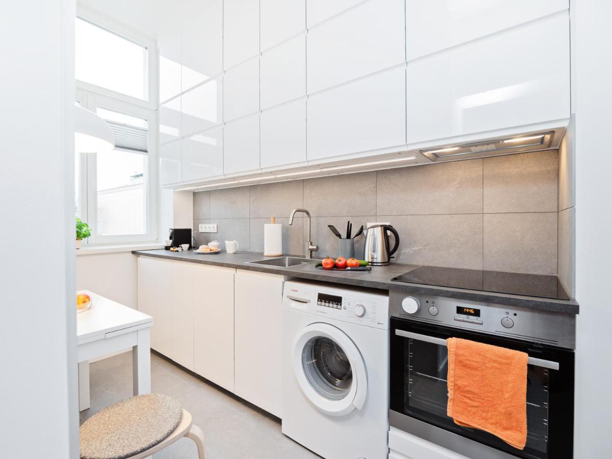 Best Inn Poznan Apartament Orzeszkowej Luaran gambar